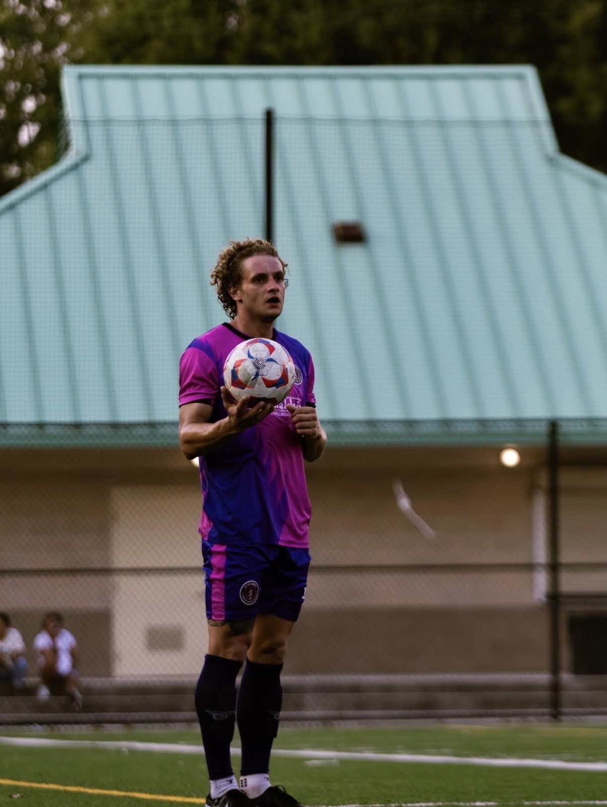 FC Columbus Elite player preparing a throw-in